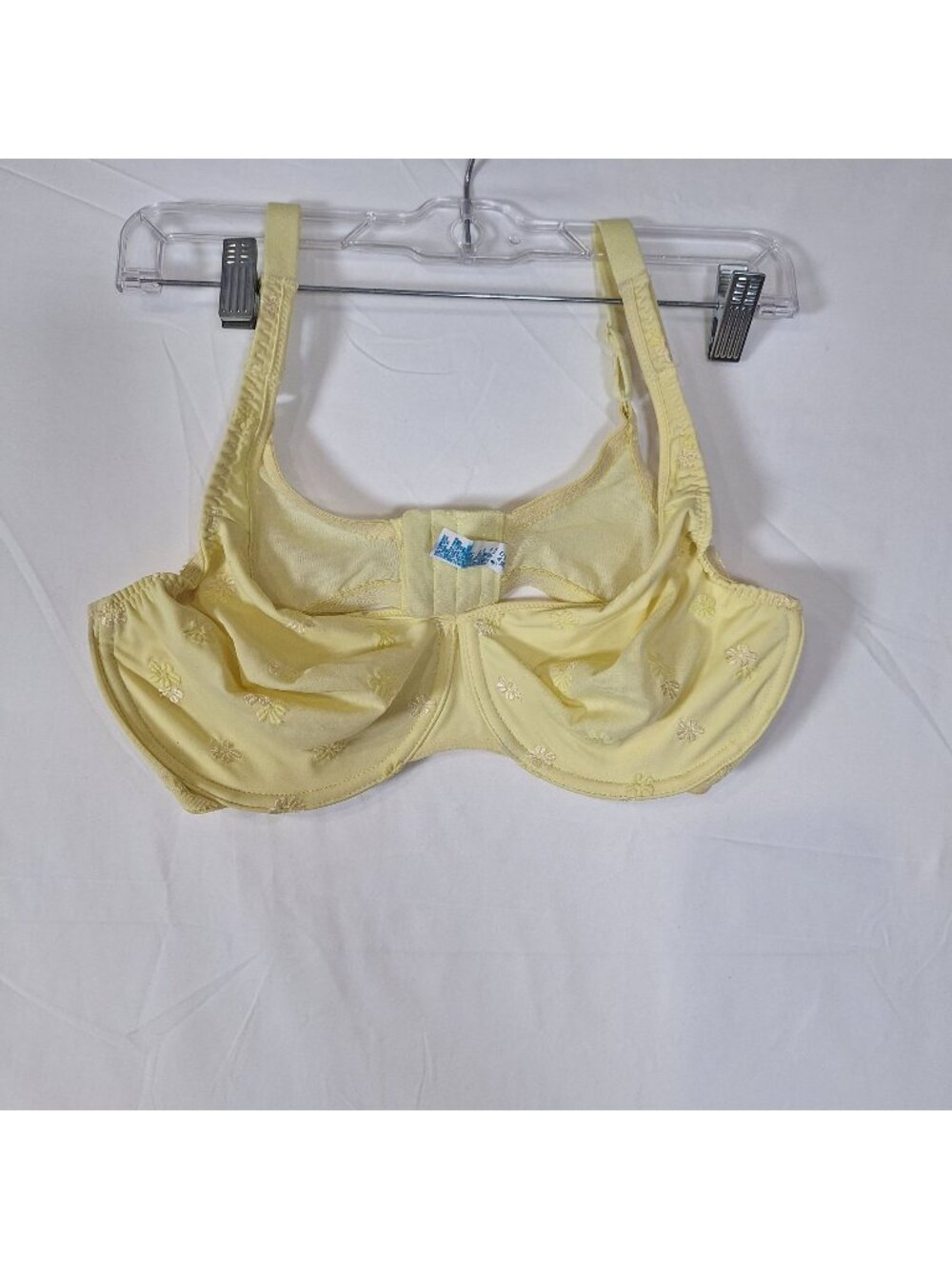 Warner Flower Charm Yellow Bra size 38D
